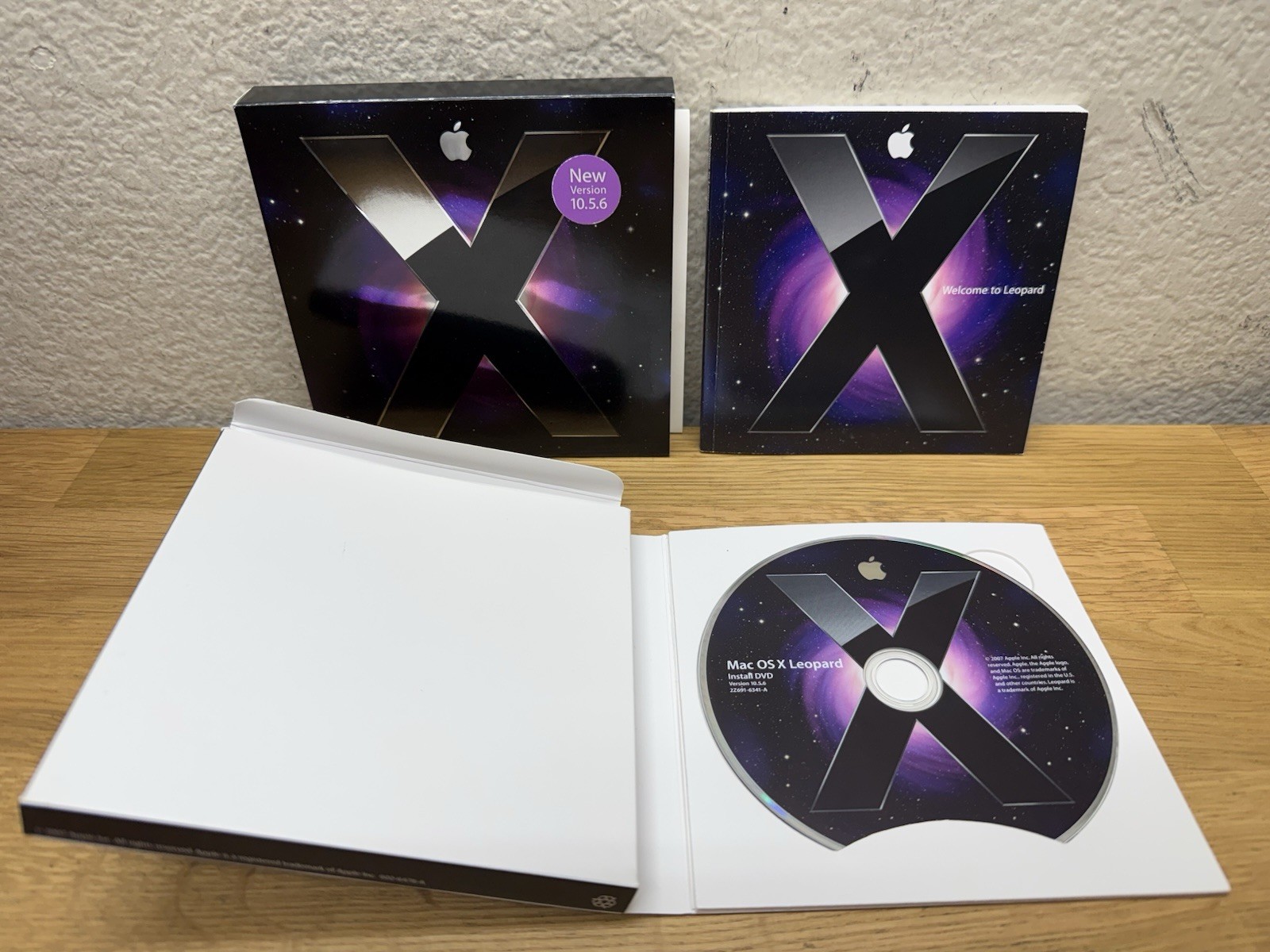 Apple Mac OS X Leopard Version 10.5 Install DVD Disc Case & Manual Good