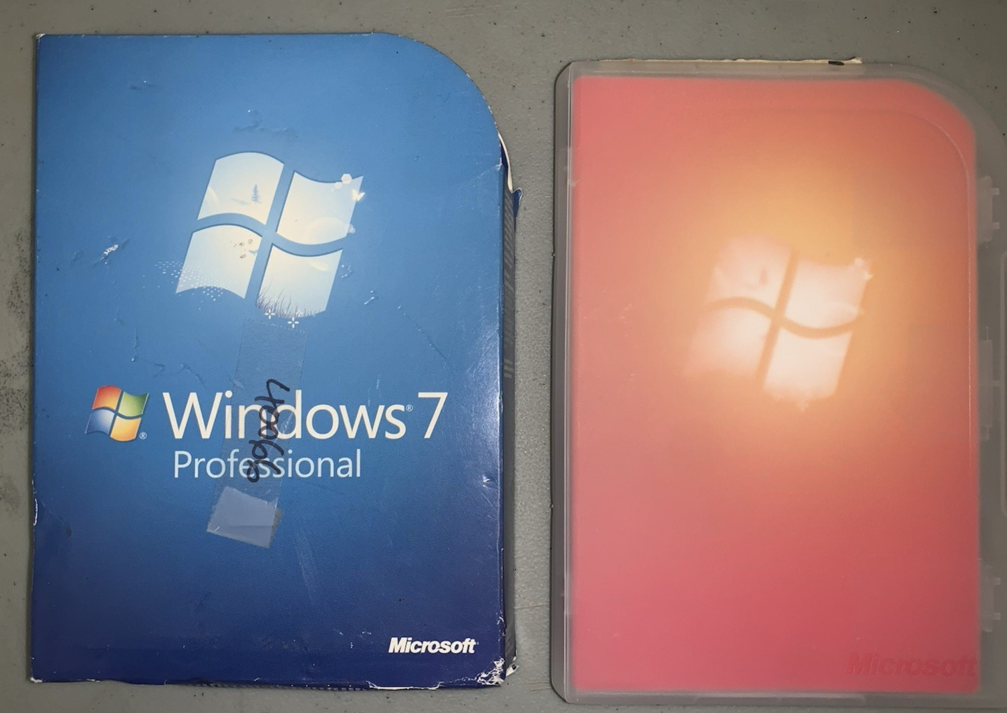Microsoft Windows 7 Professional Full Retail Version 32 bit & 64 bit MS WIN PRO