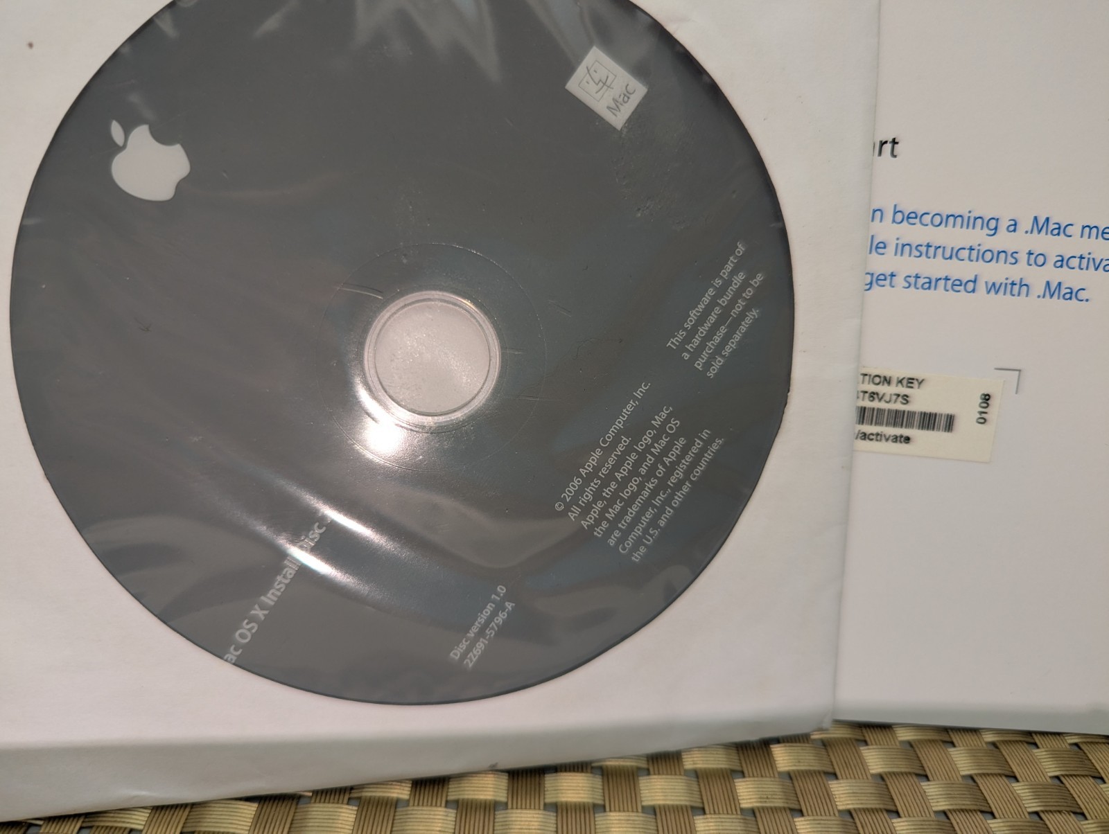Mac OS X, Version 1 Install Disc 2 DVD 2006 2Z691-5796-A