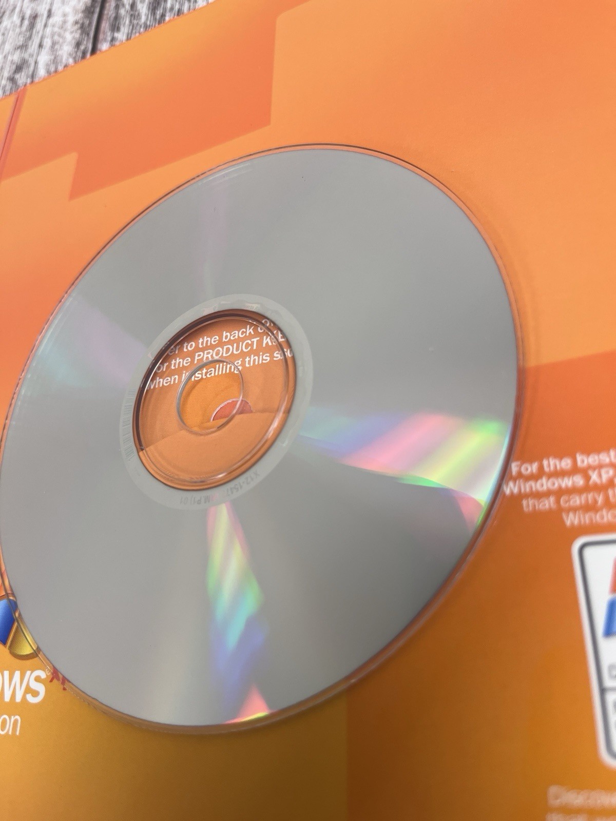 Windows XP Home Edition Upgrade w/ SP2, Complete w/o Box Microsoft 2002
