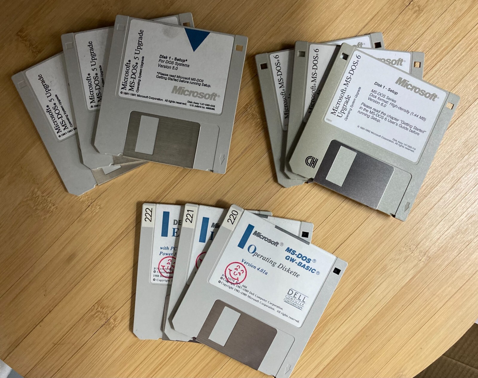 Microsoft MS-DOS5 and 6 Operating System Upgrade 3.5”. Bonus: MS-Dos GW-Basic