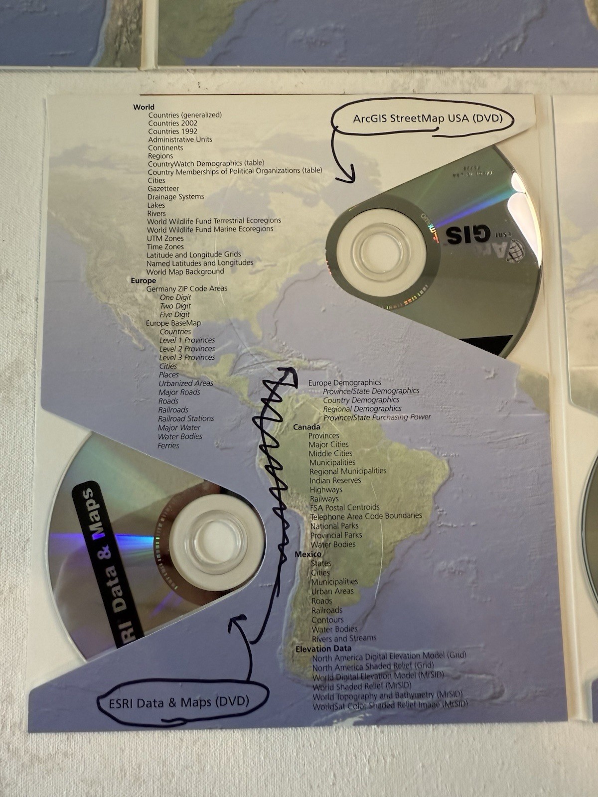 ARC GIS by ESRI instruction manuals and media kits 2003. 8.0 8.3