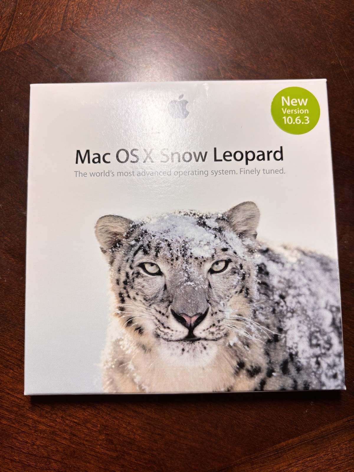 Apple Snow Leopard Mac OS X 10.6.3 Operation System Install Retail MC573Z/A DVD