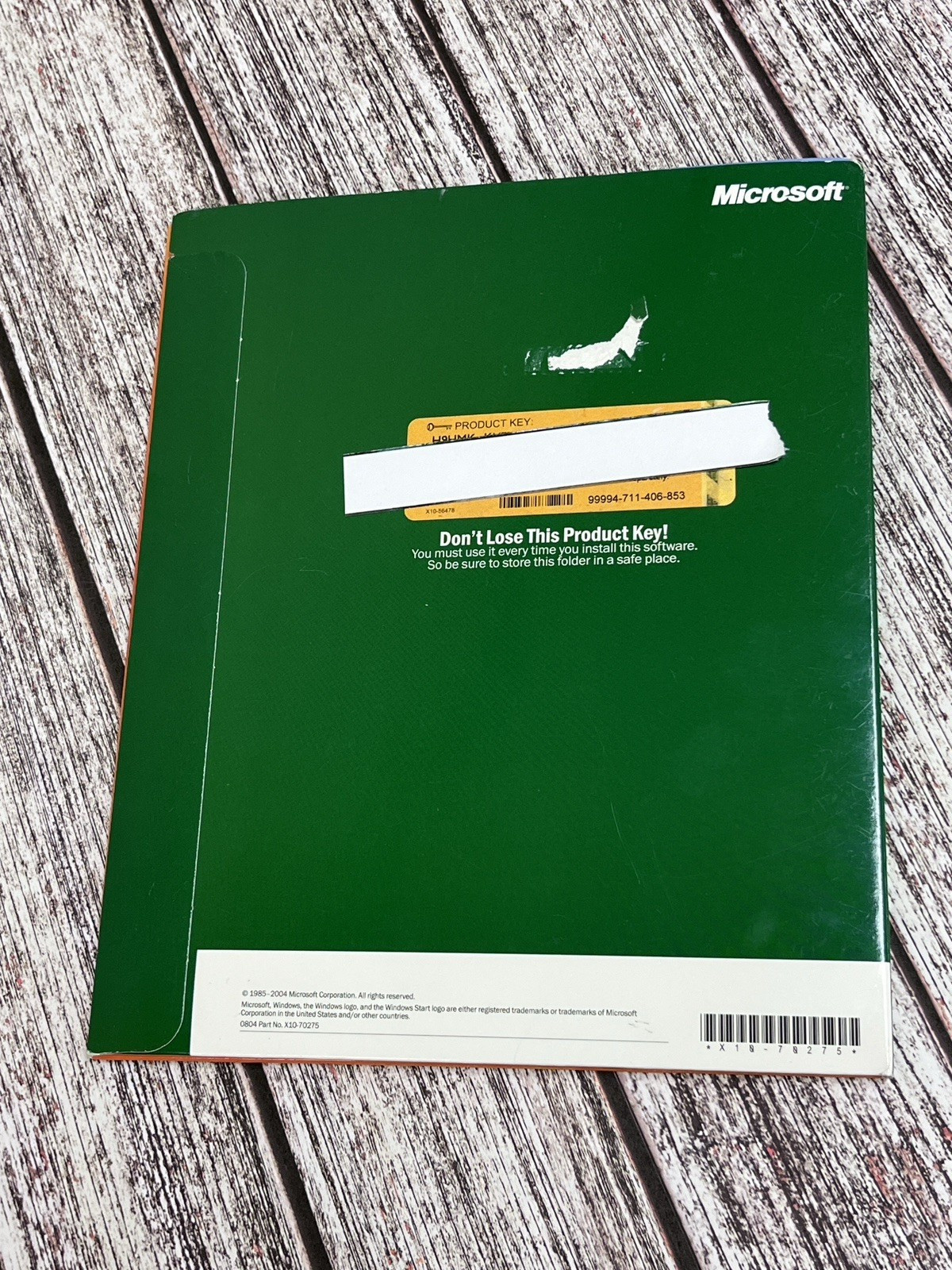 Windows XP Home Edition Upgrade w/ SP2, Complete w/o Box Microsoft 2002