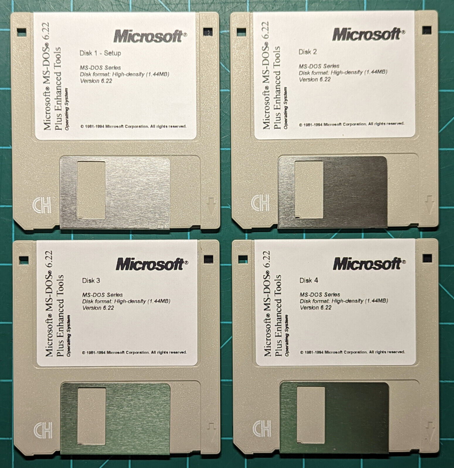 Microsoft MS-DOS 6.22 Installer + Boot Floppy Combo – 3.5″ 1.44MB (Reproduction)