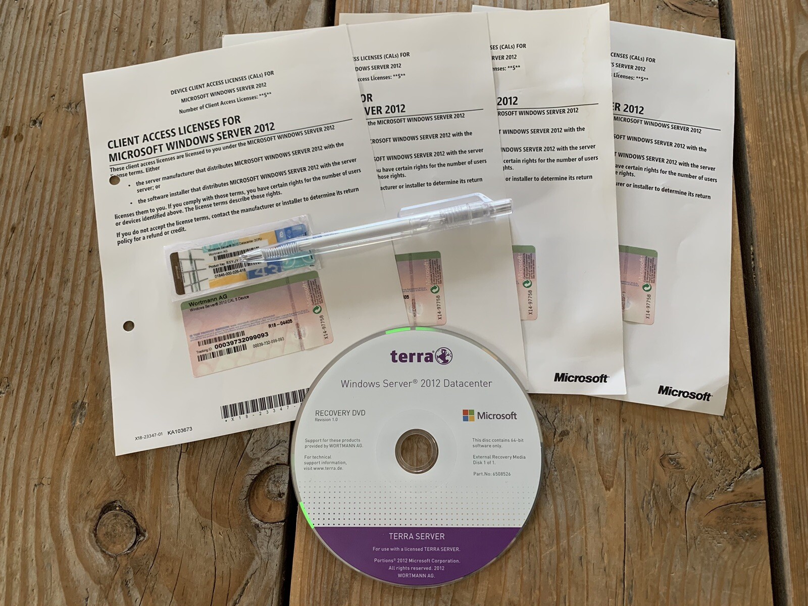 Windows Server 2012 Datacenter + 20 Cals / ROK MUI, Full Version, VAT Invoice