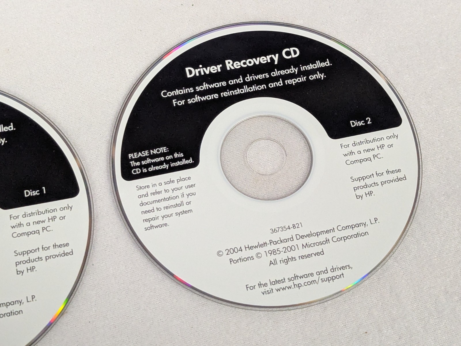 2004 HP Application & Driver Recovery CD 367353-B21 367354-B21 Two Disc Set