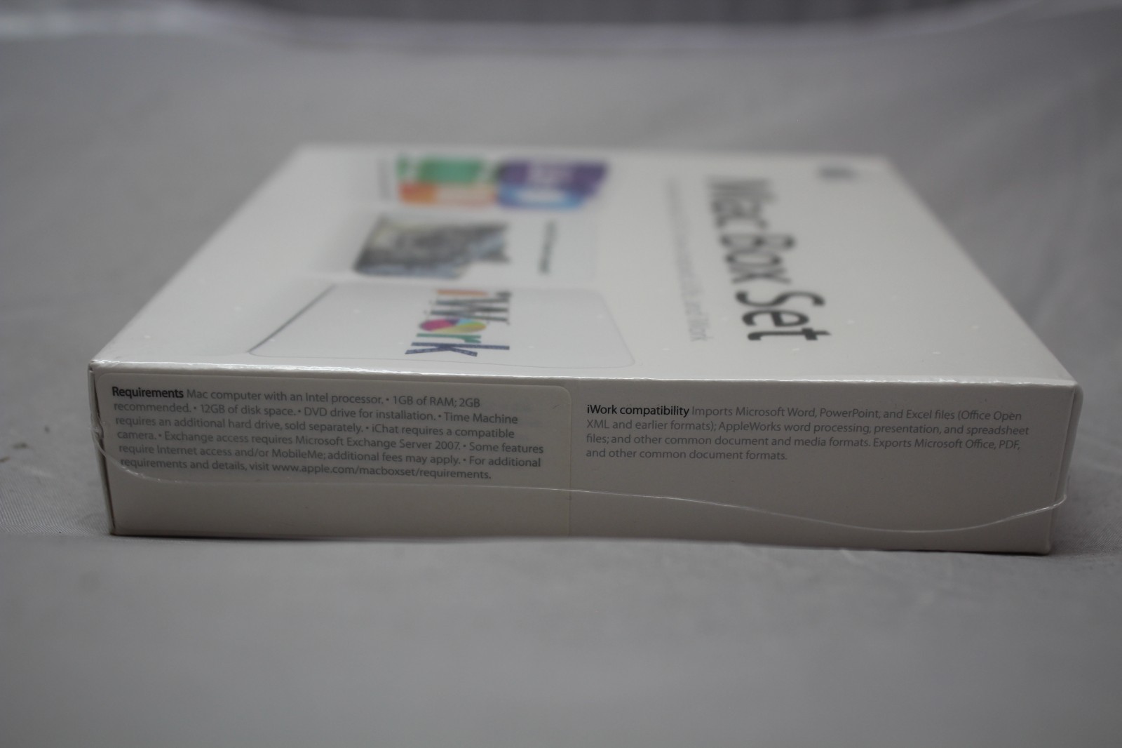 Sealed Apple Mac Box Set Mac OS X Snow Leopard iLife 11 iWork 09 MC680Z/A