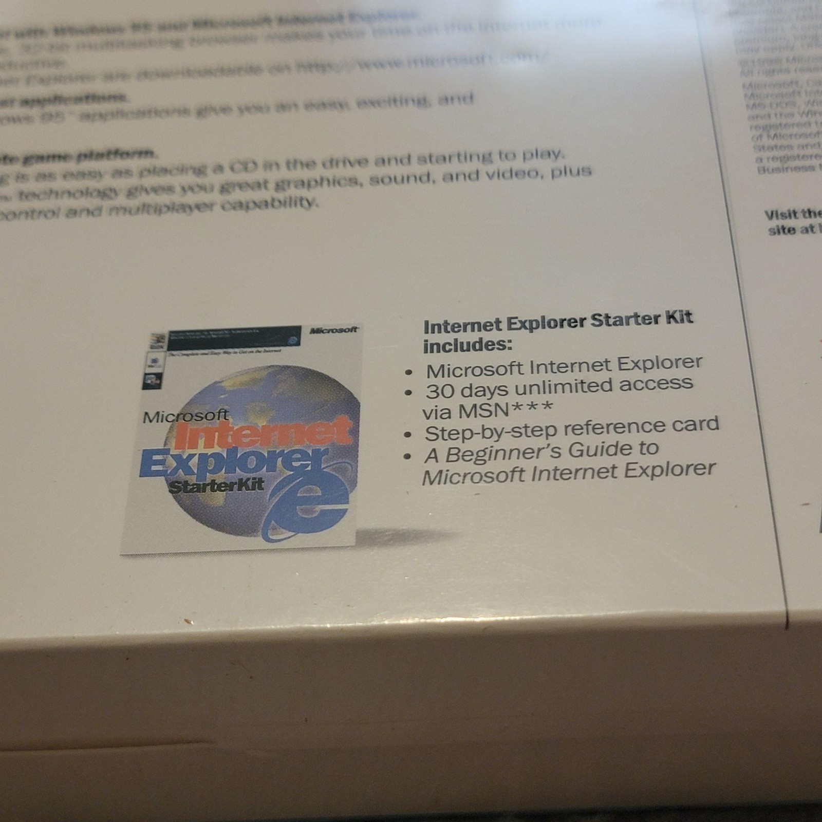 Vintage 1996 Microsoft Windows 95 Upgrade Sealed 3.5 Floppy Disc Set Retail Box