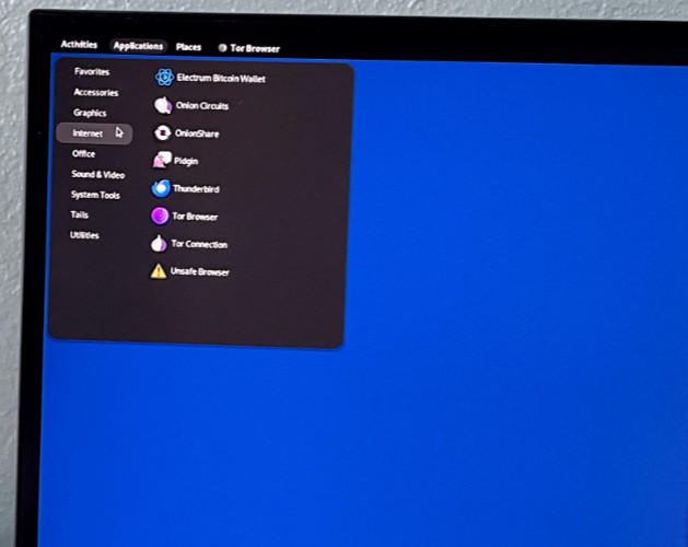 TAILS 6.11 – Anonymous Bootable USB for Windows, Mac, Linux and Free 32 GB USB