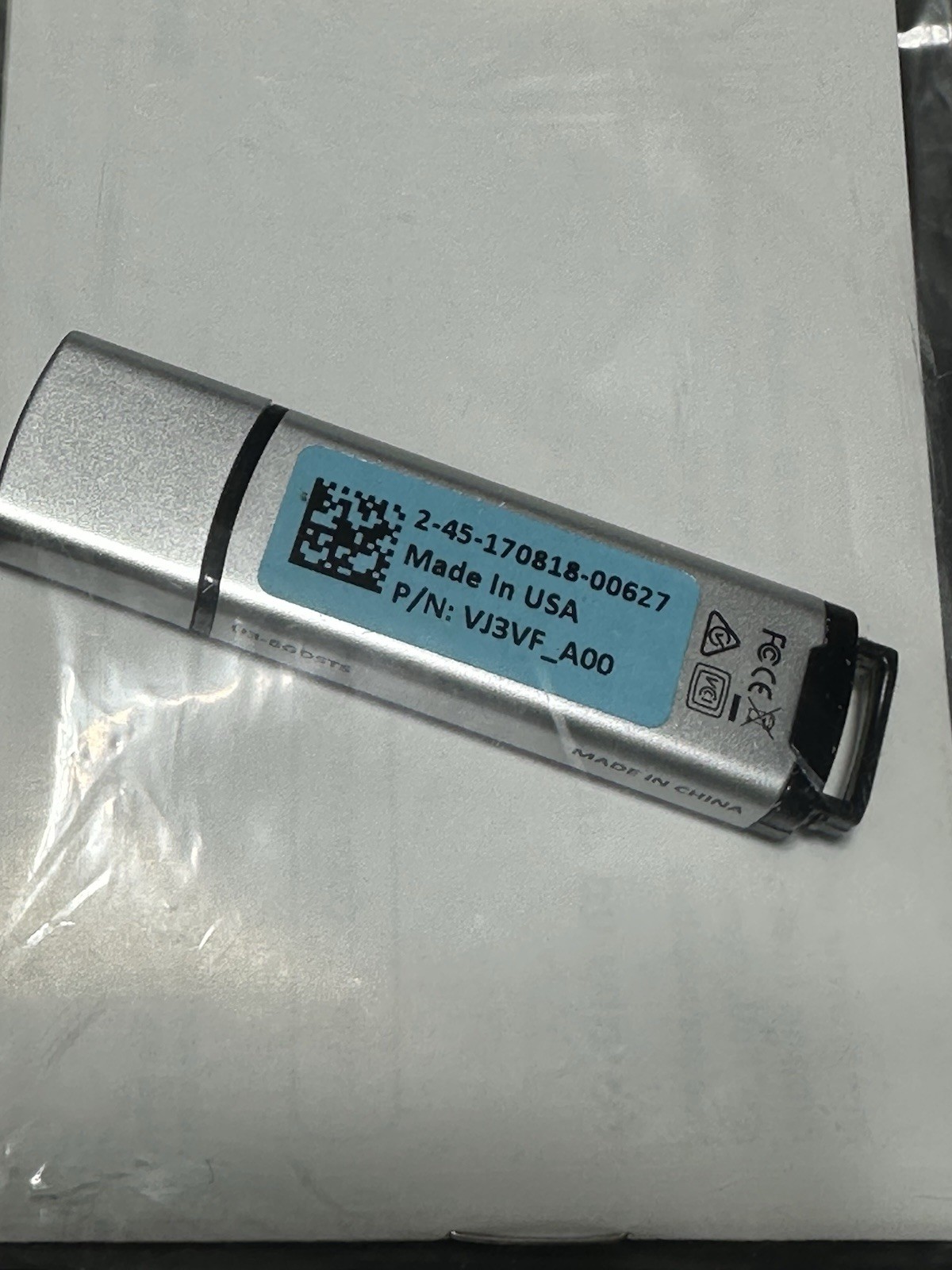 Dell Mentor Media Windows 10 Recovery Media USB Part VJ3VF_A00 – Silver 8GB