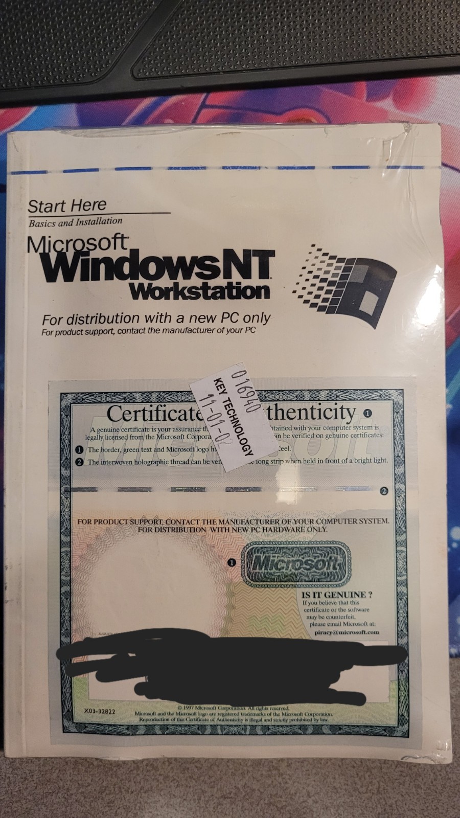 Microsoft WindowsNT Workstation v4.0 w/SP5 – 3.5″ Floppy and 2 CDs