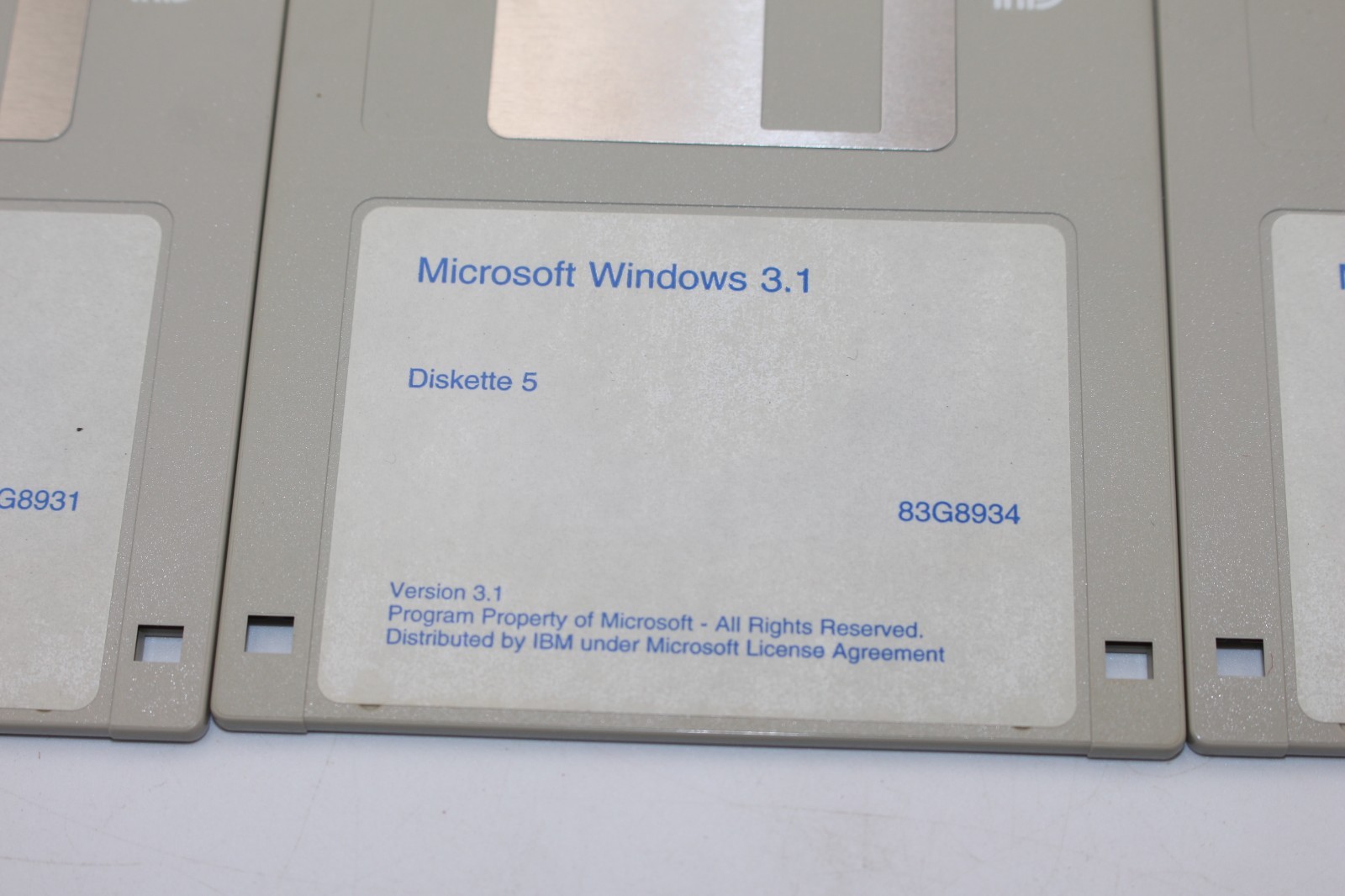 Microsoft Windows 3.1 OS – 3.5″ Floppy Boot Disks – (disk 1-7)