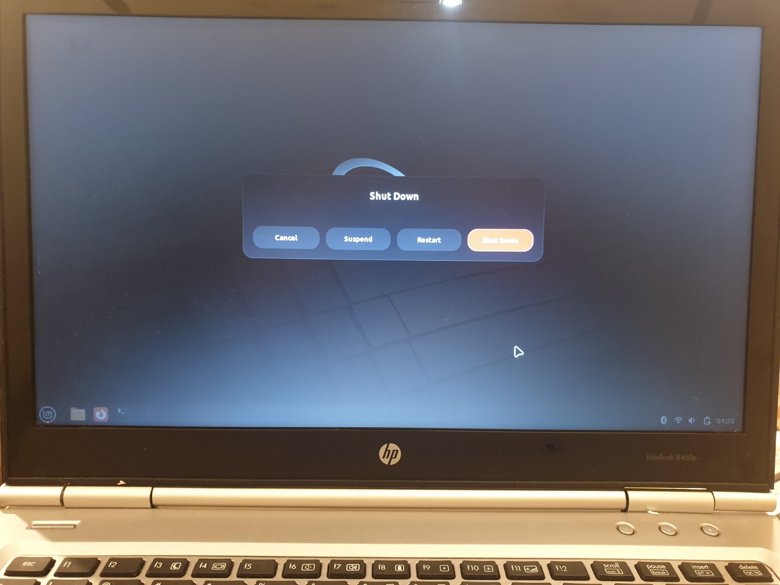 Linux Mint Cinnamon V22.3, 64-bit, Bootable Live and Install USB Flash Drive