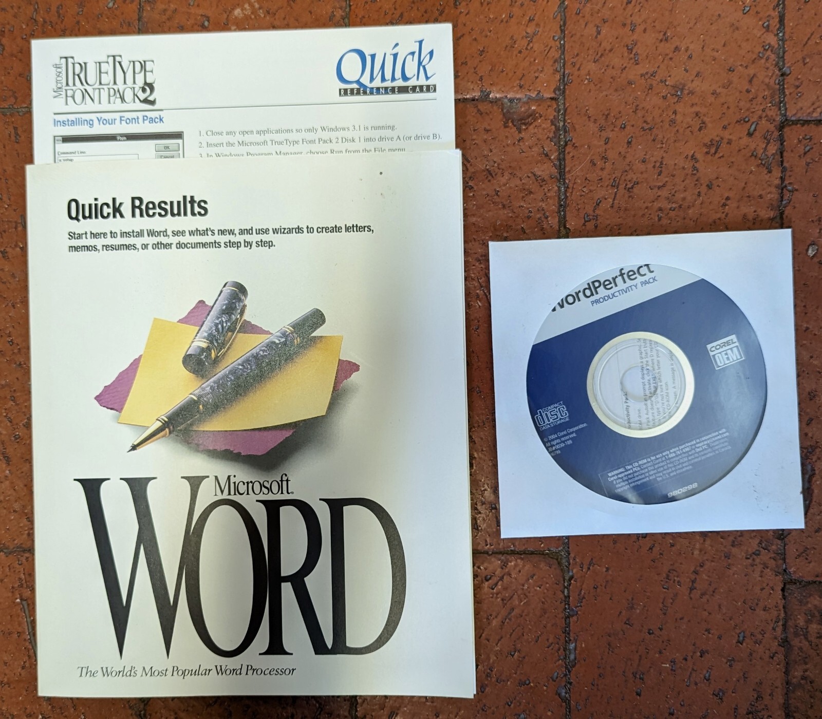 ORIGINAL OEM 1993 MICROSOFT WORD MANUAL w/ SEALED WORDPERFECT SOFTWARE DISC