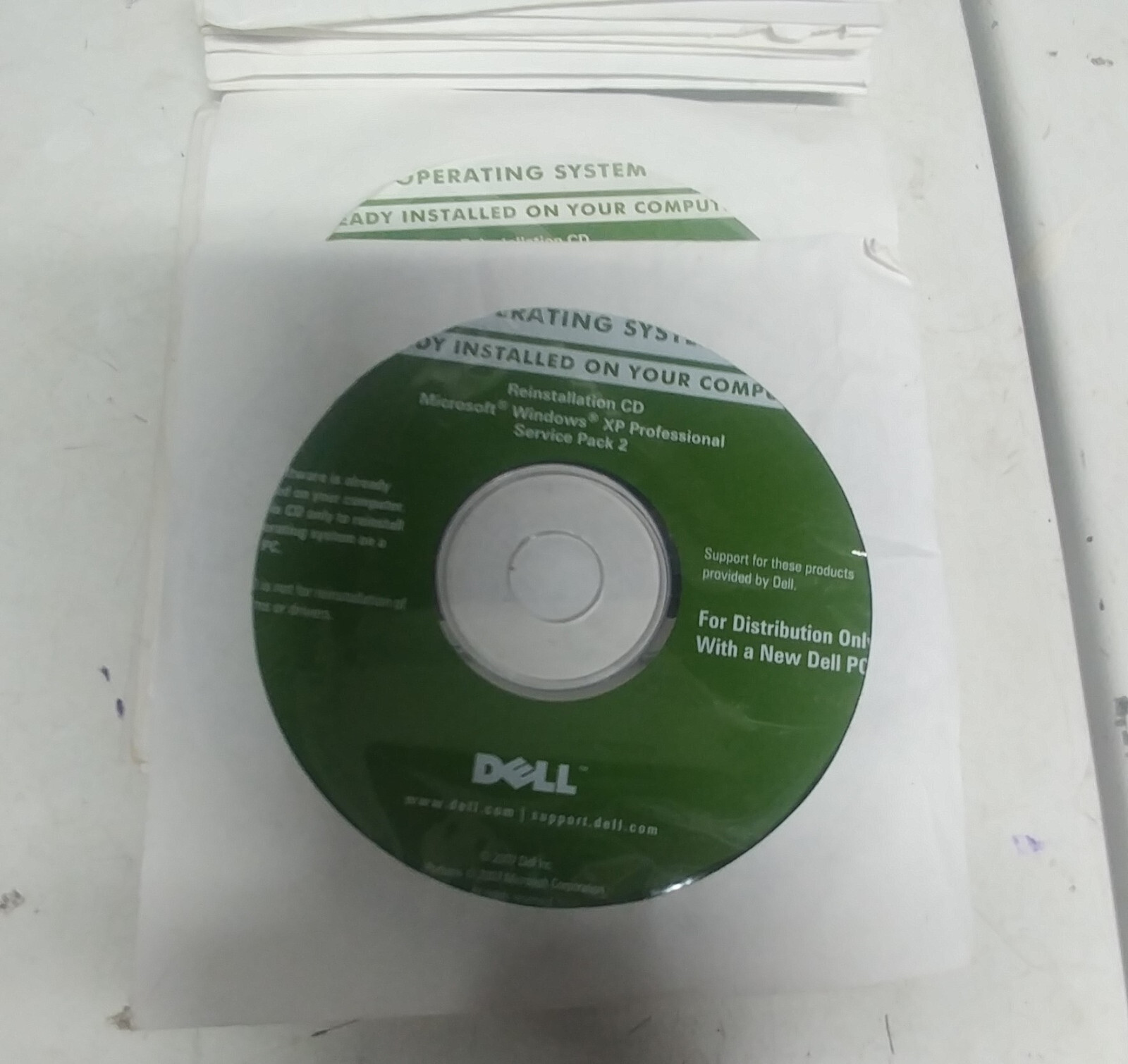 Dell reinstallation CD Microsoft Windows, XP Pro SPK2 w Roxio Creator Buss HD