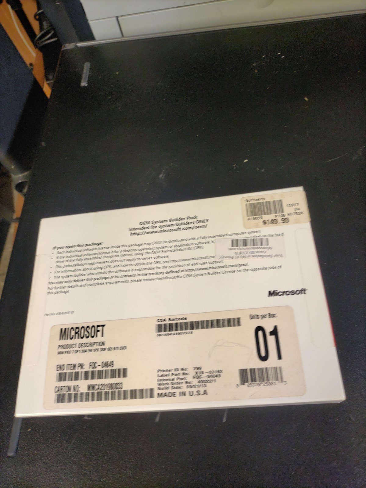 Microsoft Windows Pro 7 x64 Full English DVD NEW SEALED OEM System Builder Pack