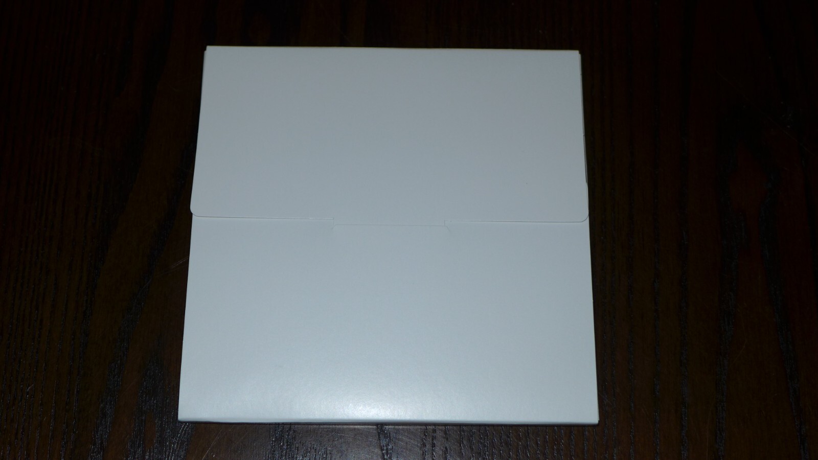 Apple Mac Box Set Includes Mac OS X Snow Leopard iLife 09 iWork 09 MC209Z/A 