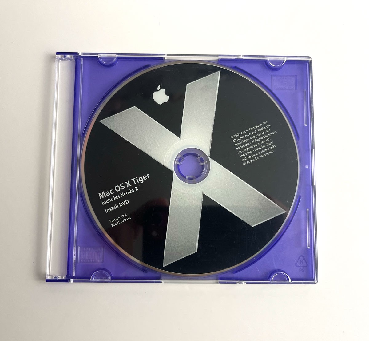 Apple Mac OS X Tiger 10.4 Includes Xcode 2 – Install DVD 2Z691-5305-A Disc Only