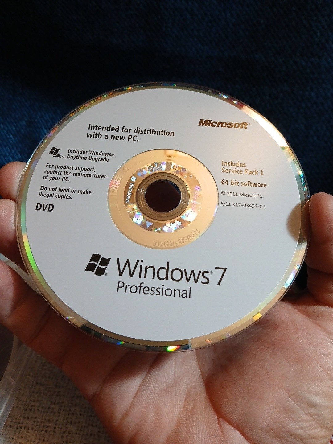 Windows 7 Professional 64-Bit Software Disc Only