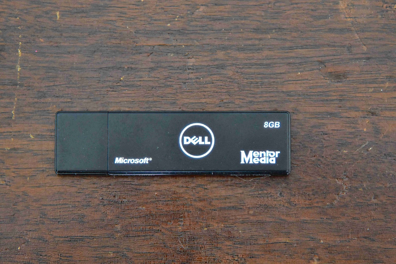 Dell Windows 7 64 bit Home Premium OS Recovery Restore Media USB Stick 8GB