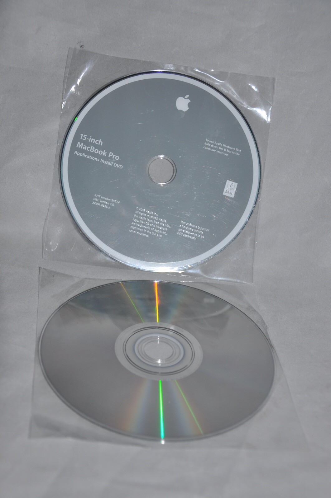 NEW MacBook Pro 15 original DVD not burnt OS X 10.6 Snow Leopard Application