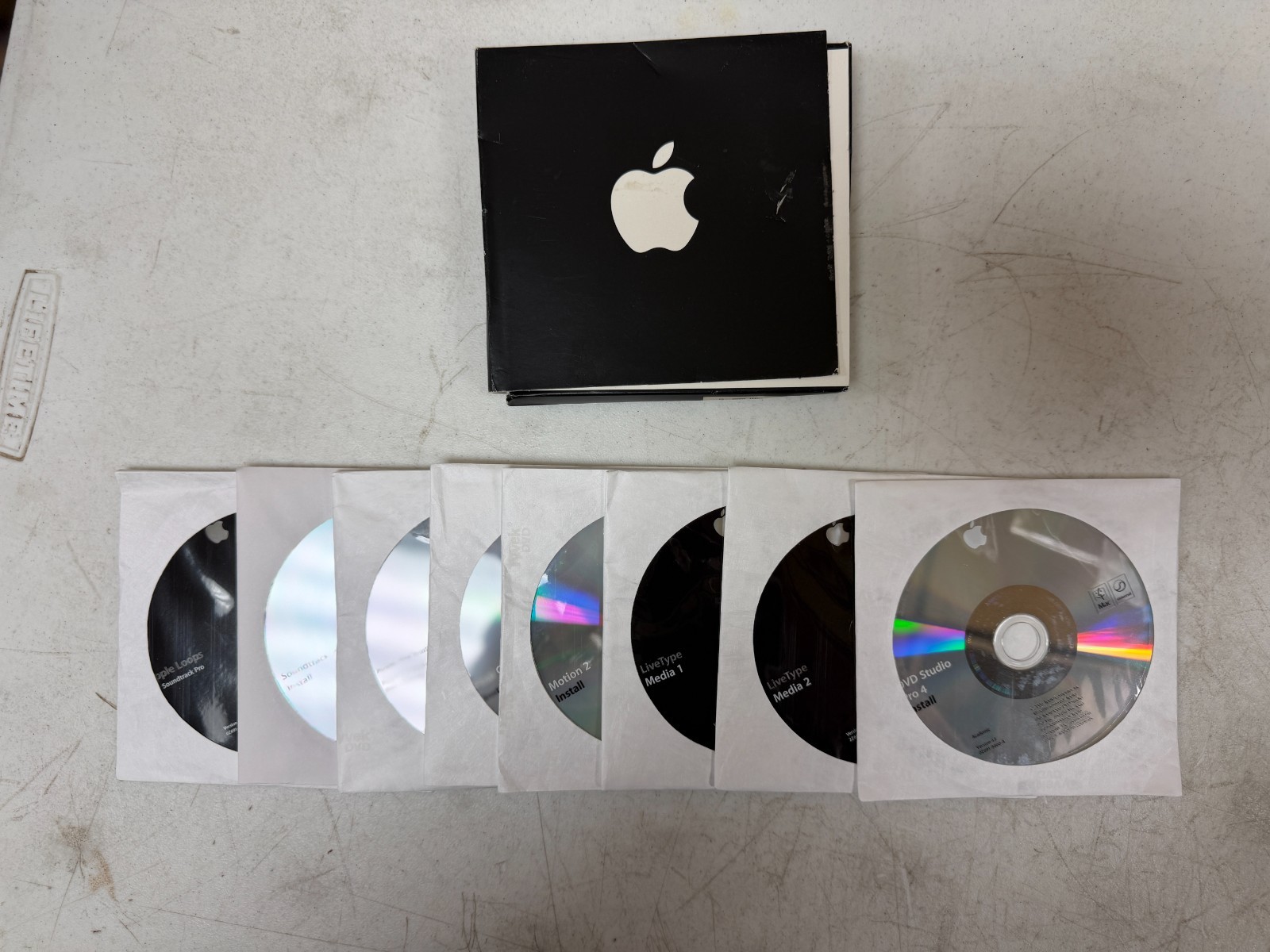 Lot of Apple Software – Final Cut Studio 2, Final Cut Studio, Mac OSX, G5, iLife