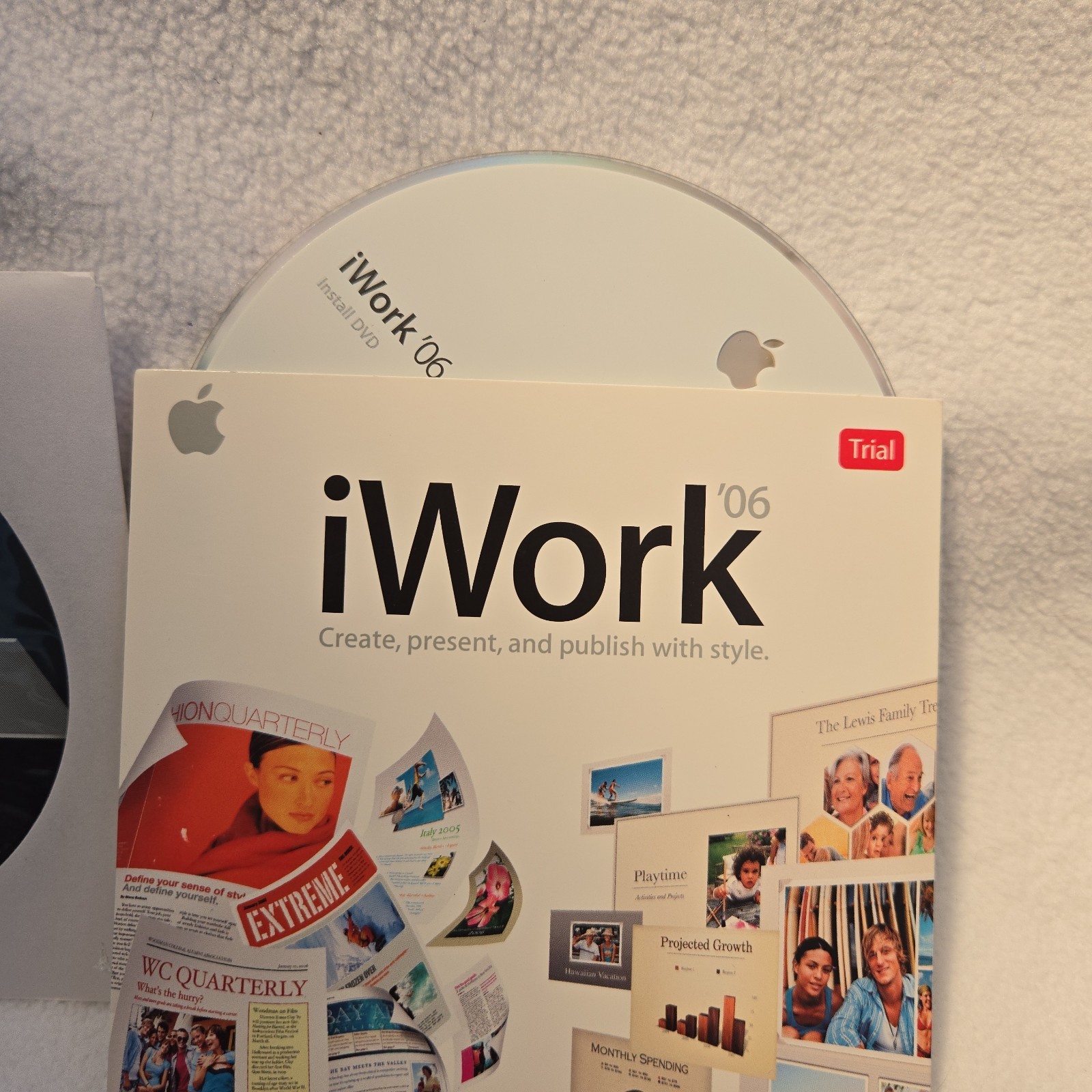 Boxed Apple Mac OS X 10.4 Tiger (MA453Z/A)