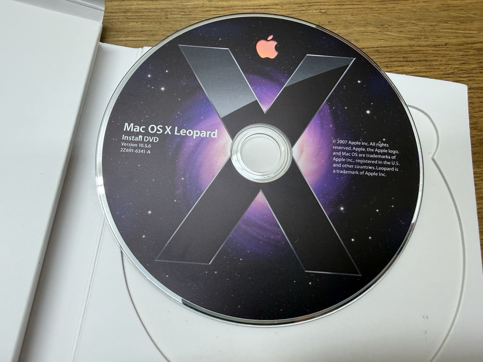 Apple Mac OS X Leopard Version 10.5 Install DVD Disc Case & Manual Good
