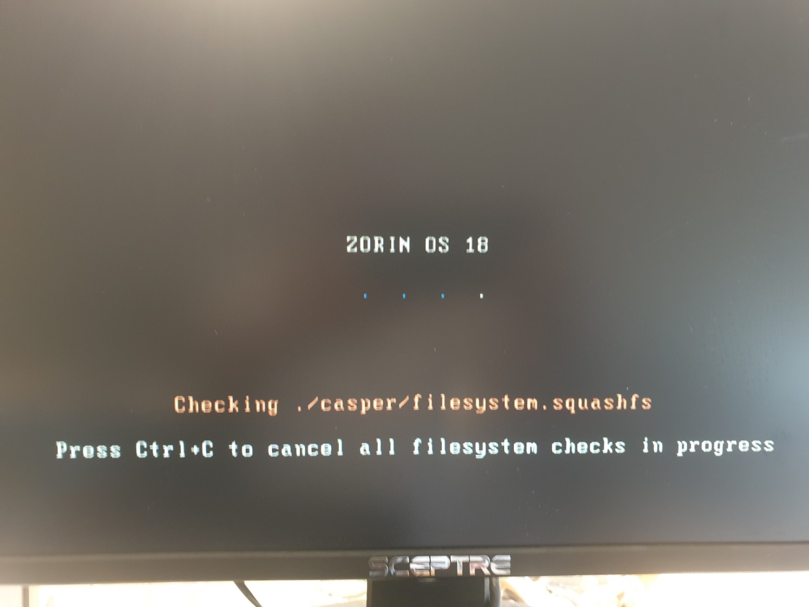 Linux Zorin OS 18 Core, 64-bit, Bootable Live and Install USB Flash Drive