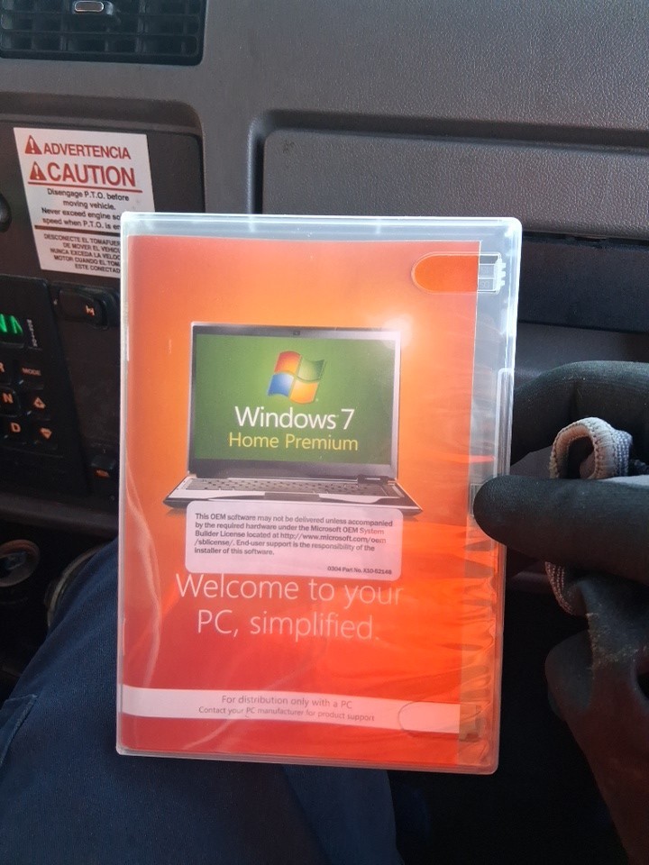 Microsoft Windows 7 Professional OEM 64 bit / SP1