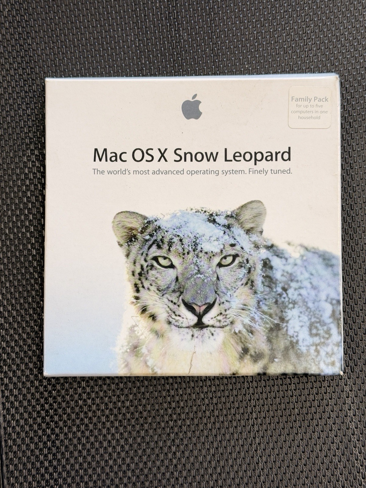 Apple Mac OS X Snow Leopard 10.6 Family Pack MC2242Z/A 5-User Install Disc
