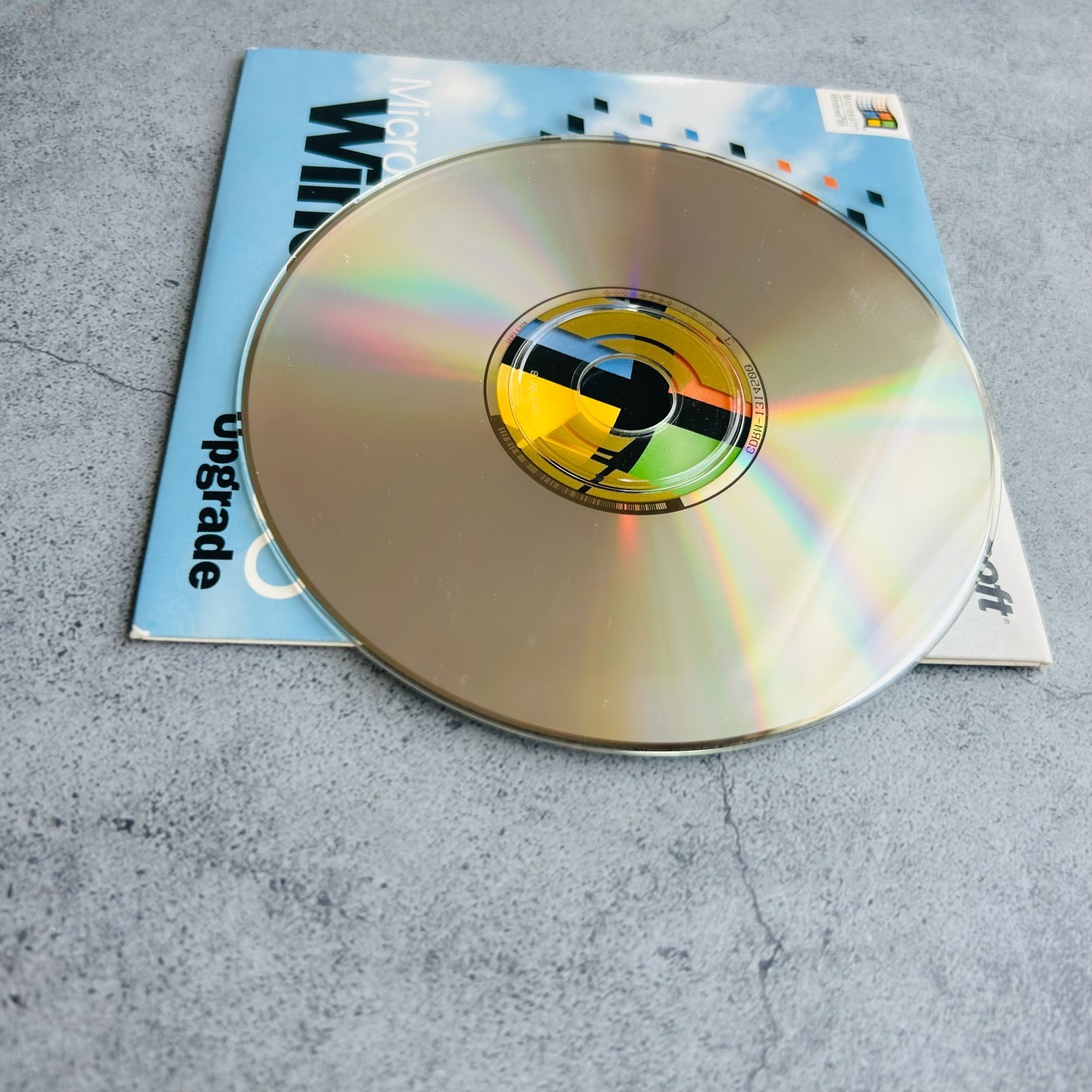 Microsoft Windows 95 Upgrade Disc For Windows Users CD-ROM w/ Product Key