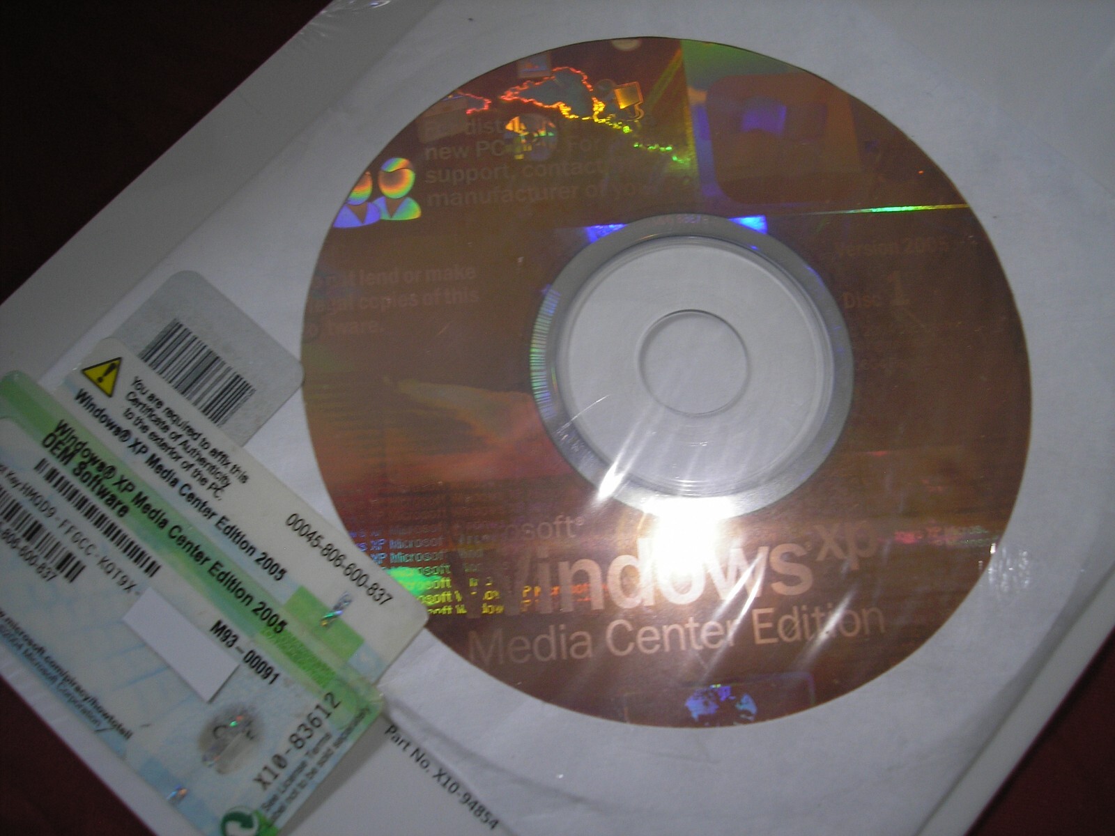 MICROSOFT WINDOWS XP MEDIA CENTER EDITION 2005 MS WIN =BRAND NEW SEALED=