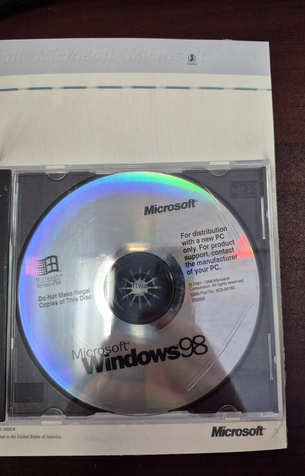 Microsoft Windows 98 English OS New & Sealed