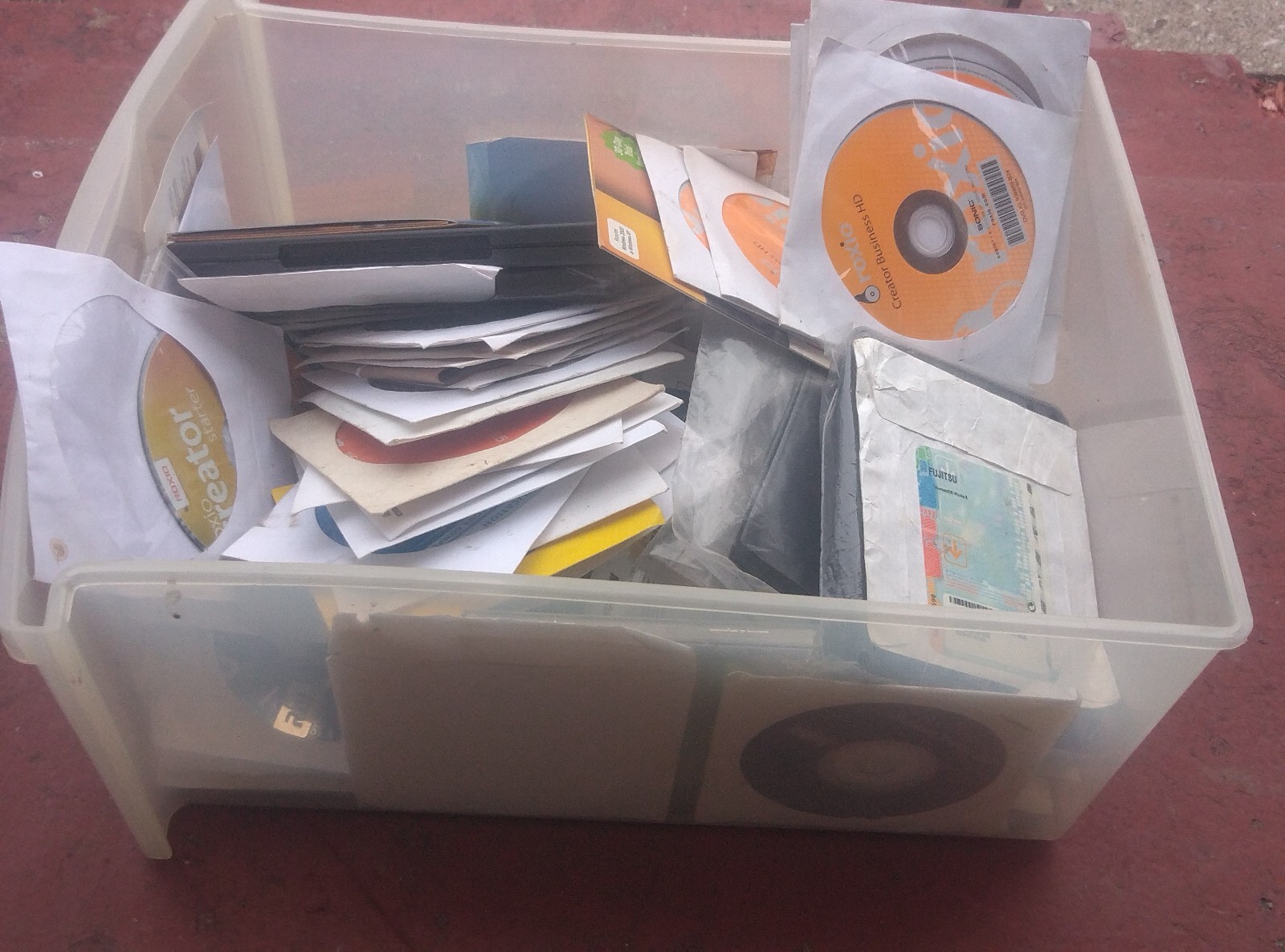 Dell Windows XP Service Pack 2 reinstall cd w Roxio Easy Creator CD Quik ship