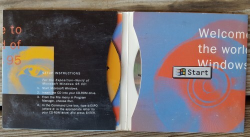 2 CDs & Booklet MICROSOFT World of Windows 95 Demo 1995 CD