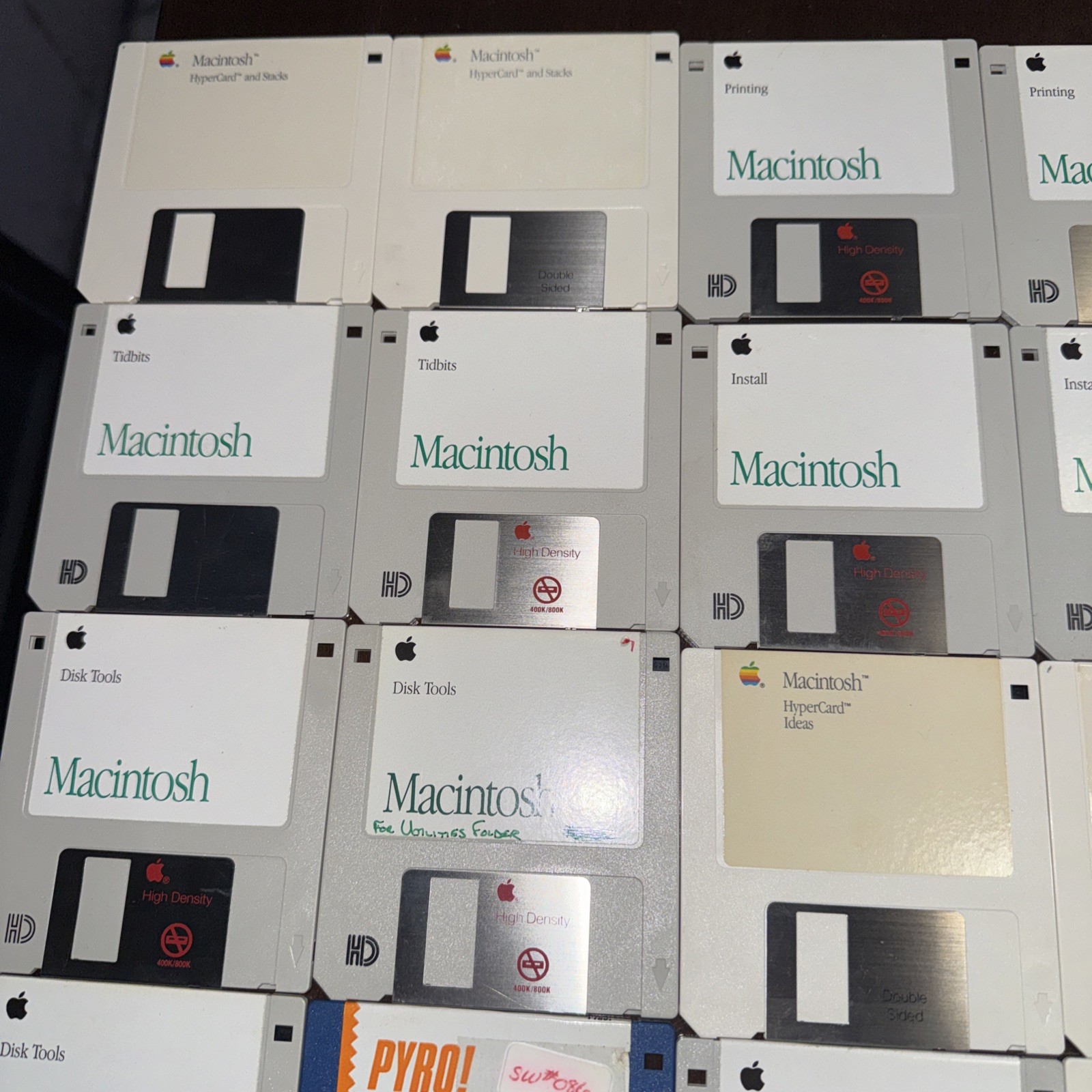 apple macintosh System Tools and Utilities Install 3.5″Floppy Disks 1990 Vintage