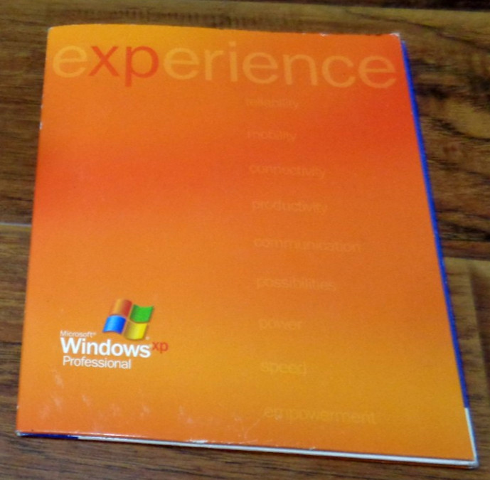 MICROSOFT WINDOWS XP PROFESSIONAL UPGRADE 2002 SP2 CIB W/KEY