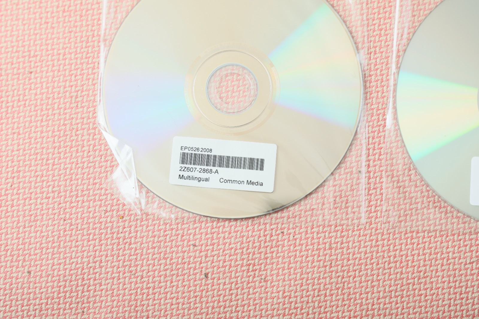 MacBook OS X 10.5.2 Install Disc 1 and 2 2008 2Z691-6209-A 2Z691-6195-A