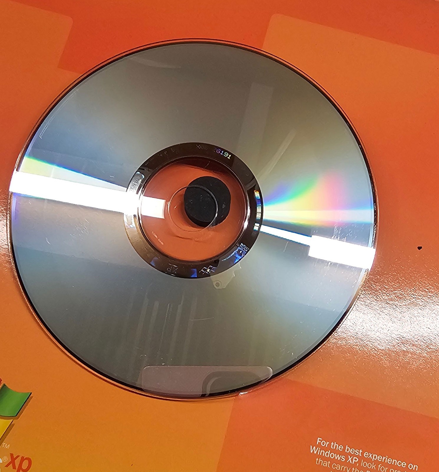 Microsoft Windows XP Professional V. 2002 CD Disk, Binder, Books, Key