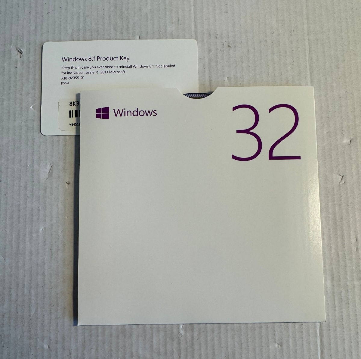 Microsoft Windows 8.1 Full Version Update Product Key 32 & 64 Bit DVDs Very Good