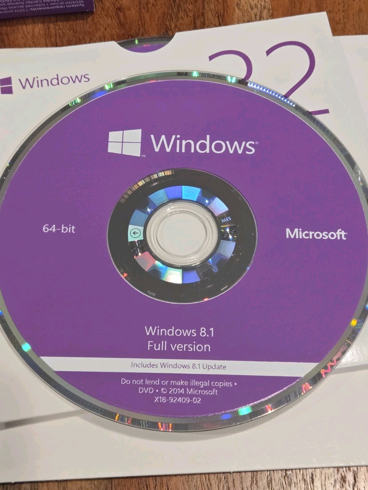 Microsoft Windows 8.1 Full Version 32/64-Bit English DVD No Key