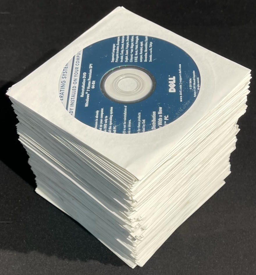 Dell Windows 7 Home Premium SP1 64-Bit Reinstallation DVD Disc / 9M8VY