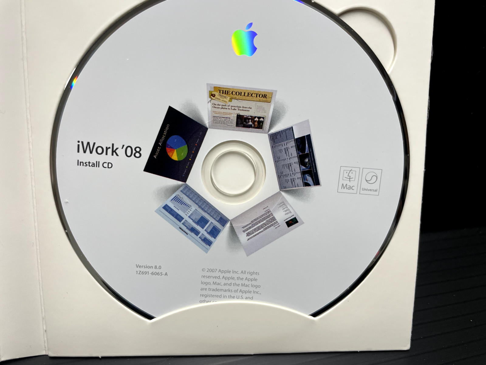 Apple Computer iWork 2008 Great condition with all the box content.