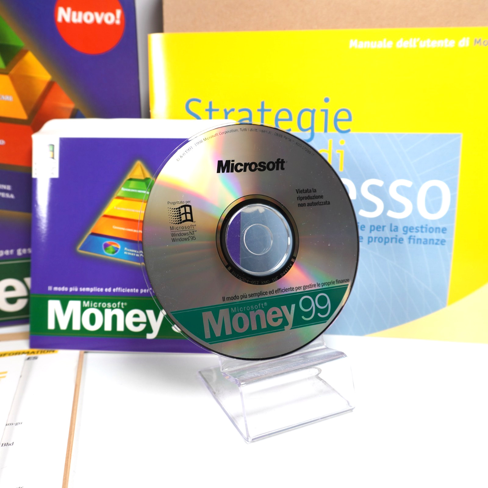 Microsoft Money 99 Windows CD-ROM – For Windows 95 / NT – Complete Box