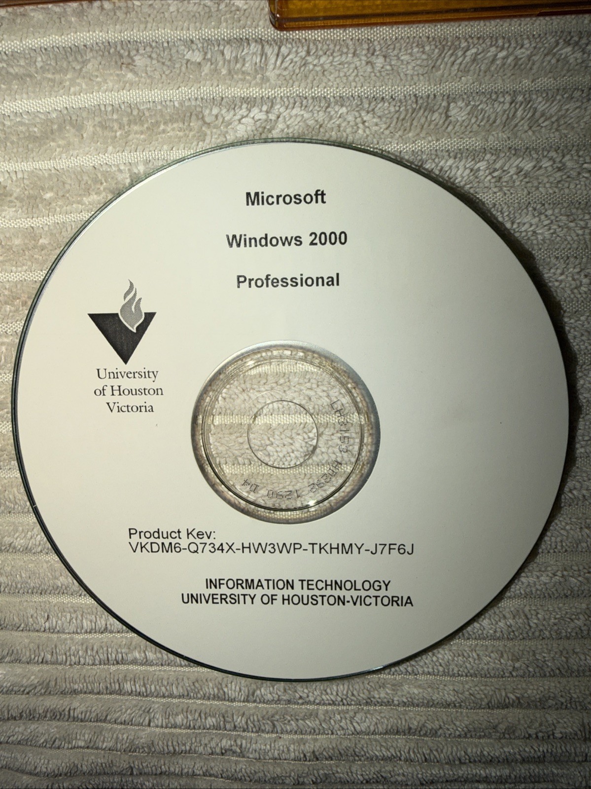 Microsoft Windows, 2000 Professional With Product Key – CD