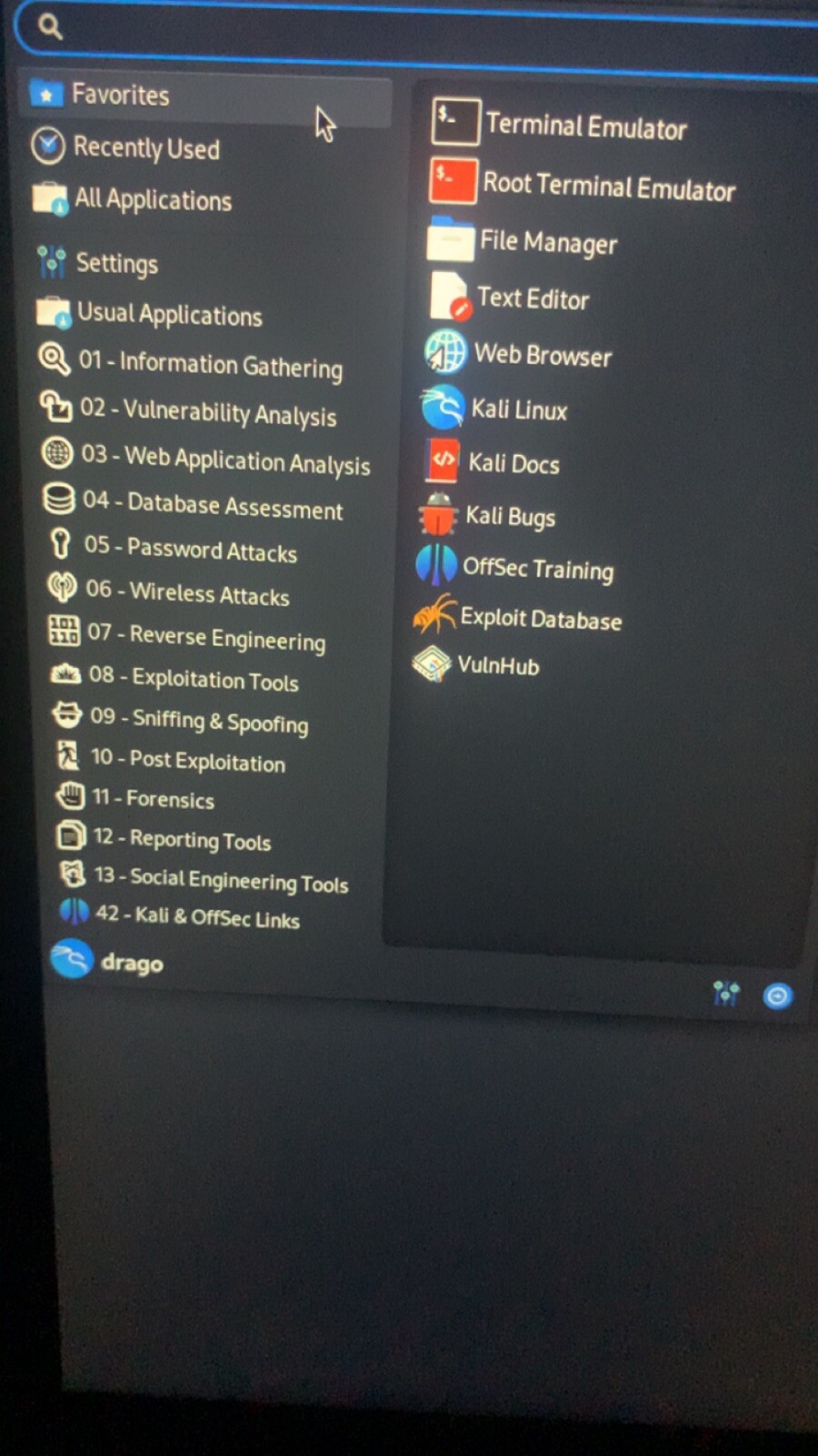 KALI LINUX BOOTABLE INSTALLER OR LIVE USB. THE BEST PEN TEST OS. FULLY LOADED