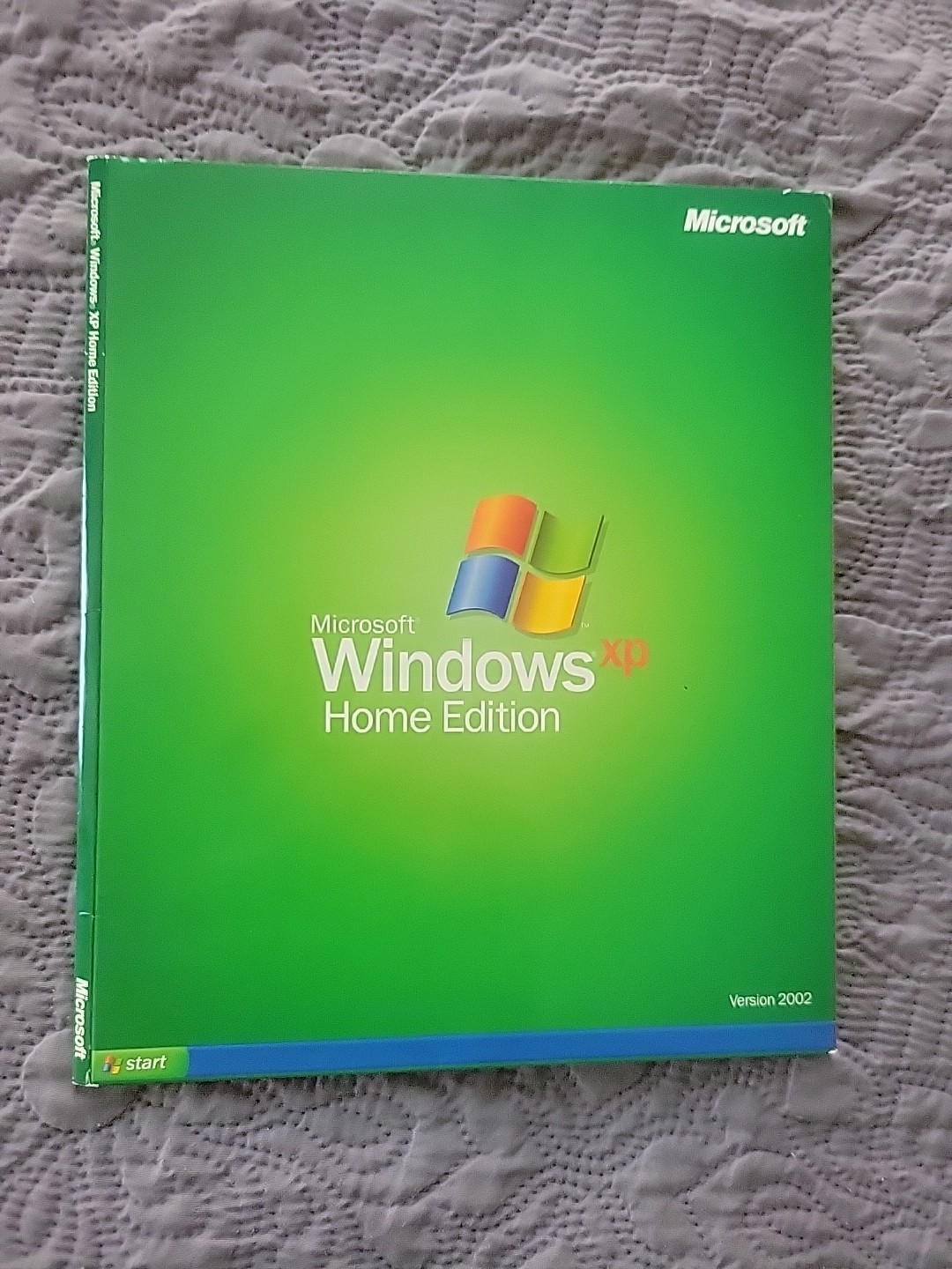 Microsoft Windows XP Home Edition Upgrade Version 2002 w Key USED