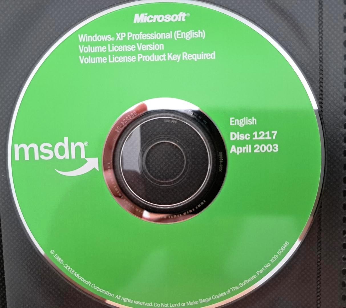 Windows XP Professional Edition Full Version & SP1 w/ 5 Keys License for 5 PCs